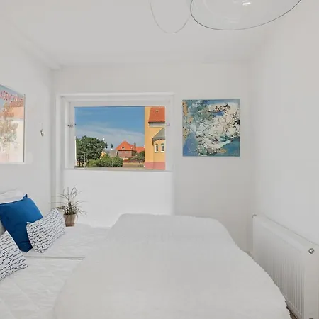 3-bedroom Holiday Close To Harbour - 020180 Σπίτι διακοπών